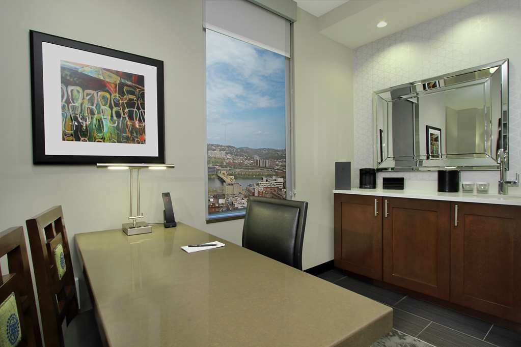 Embassy Suites Pittsburgh Downtown - thumb 17