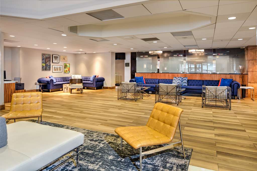 Doubletree Hotel & Suites Pitt Downtown - thumb 5