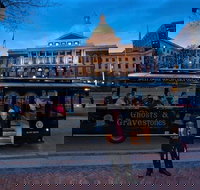 Boston Ghosts  Gravestones Night-Time Trolley Tour - Tourism Hollywood